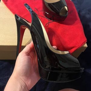 Christian louboutin heels size 40